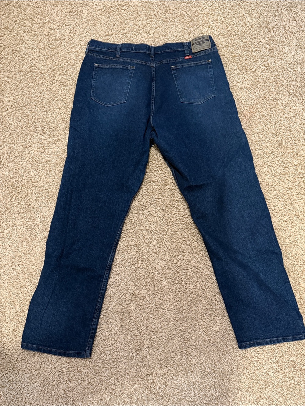Wrangler Men's Dark Blue Relaxed Fit Jeans 40 x 32